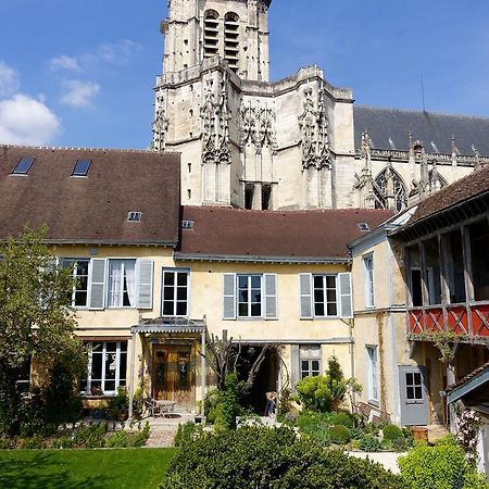 Le Jardin De La Cathedrale Bed and Breakfast Troyes Exteriör bild